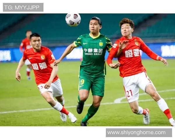 成都足球队以68分领跑世锦赛积分榜展现强劲实力